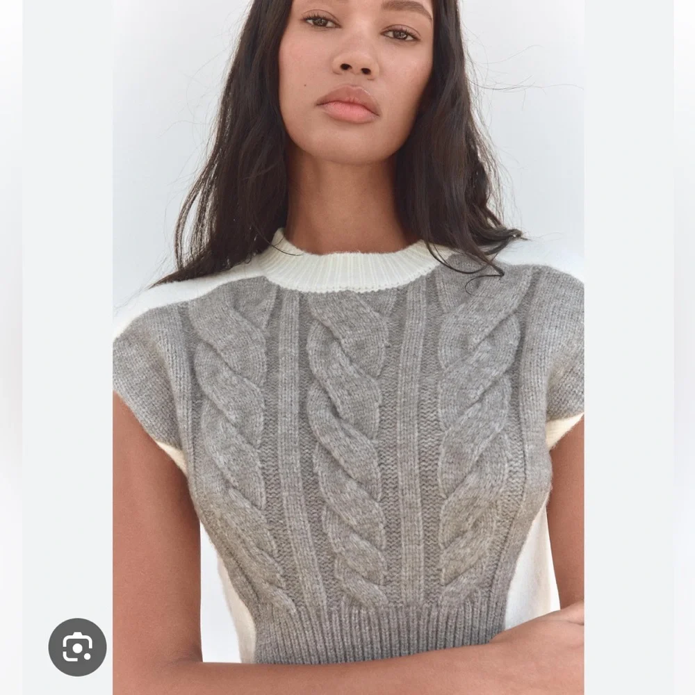 ZARA Two-Tone Knit Cropped Sweater Vest - Picture 4 of 10